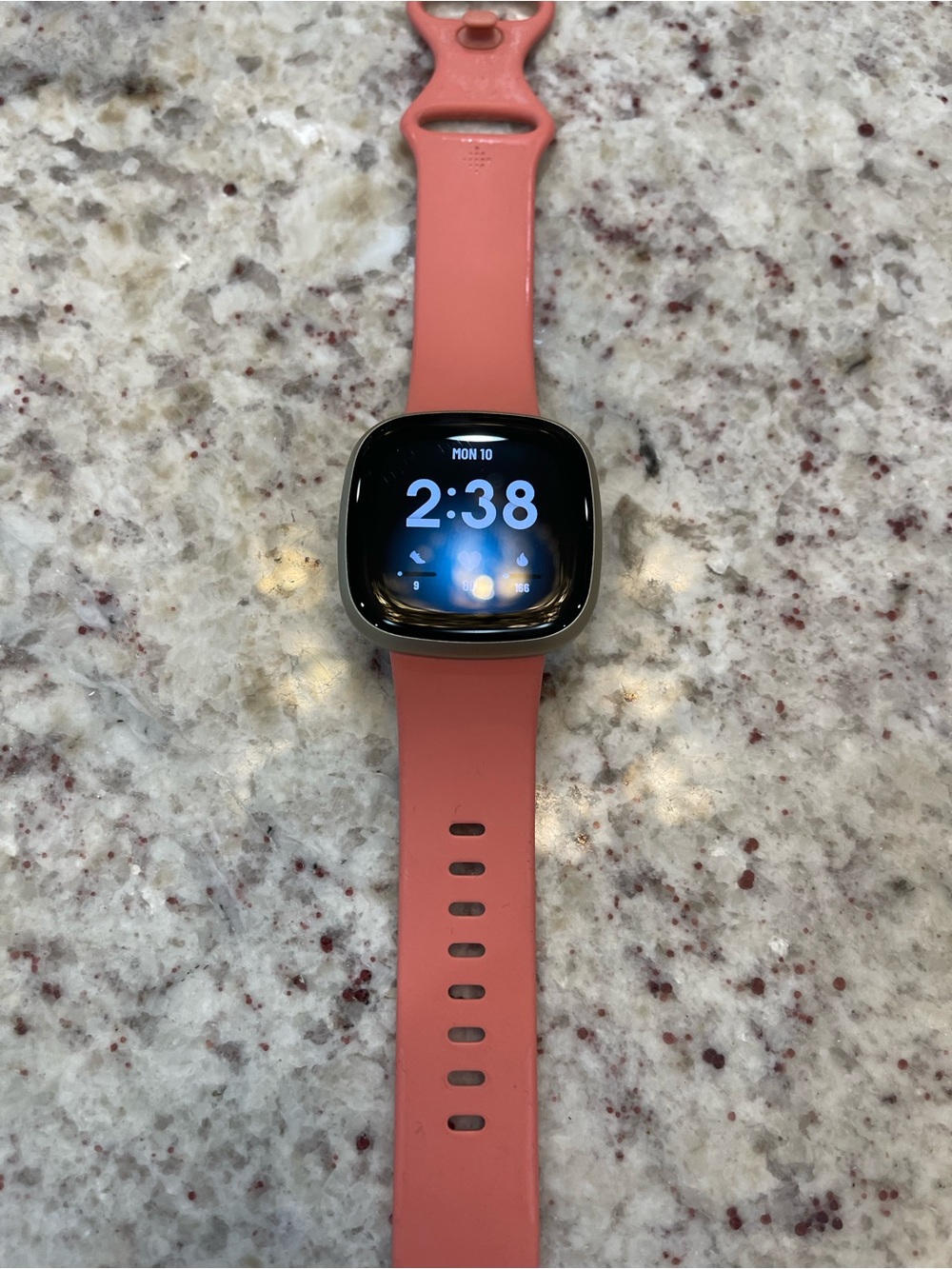 Fitbit Versa 3 Smartwatch - Pink Clay & Soft Gold Gold - Great Condition!